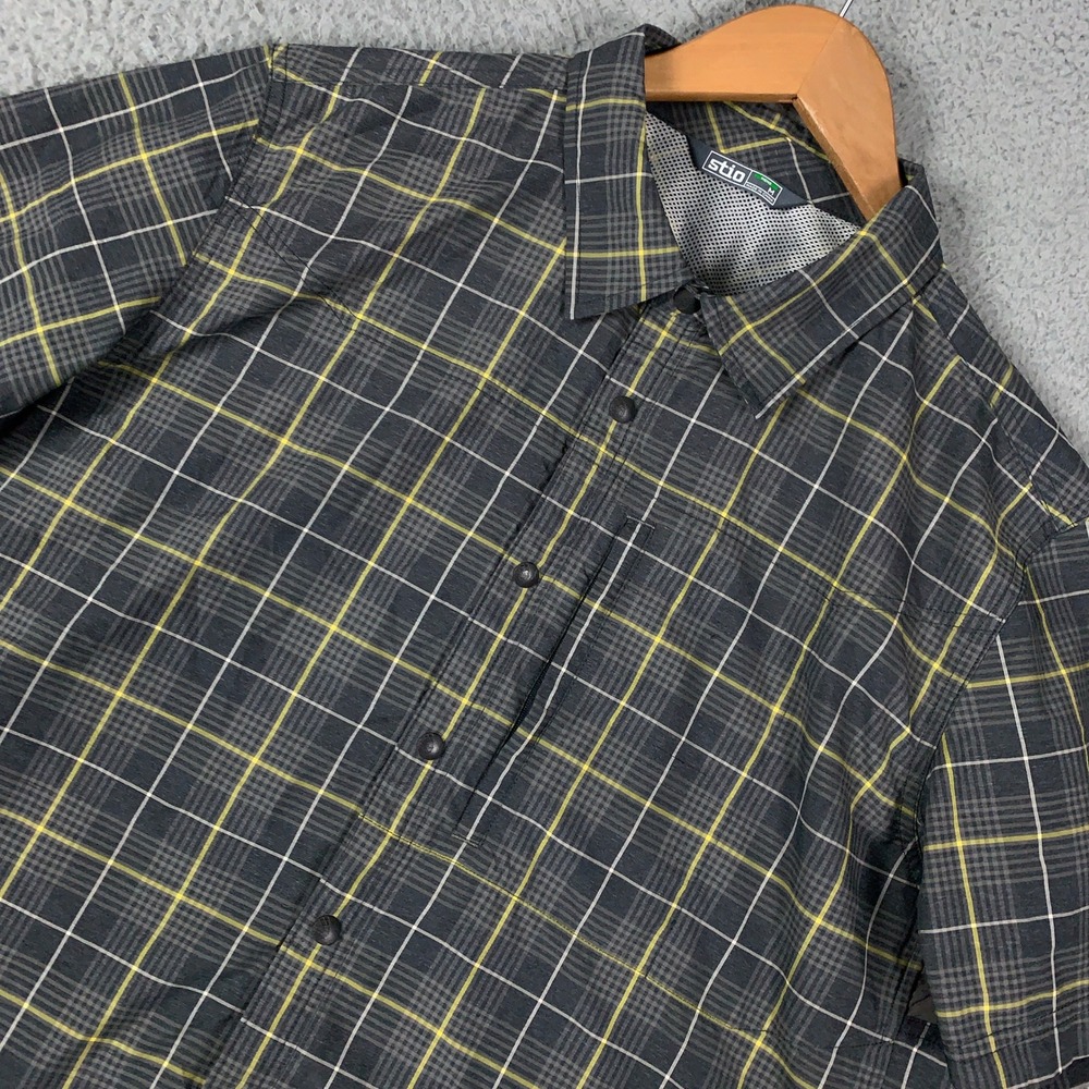 Stio Eddy Shirt Men's Medium M Grey‎ Plaid Short Sleeve Button Down Tech Outdoor